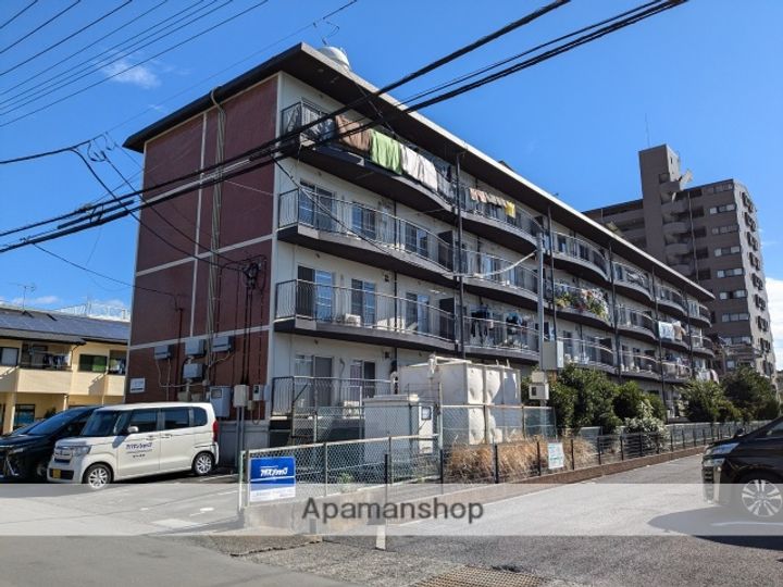 コーポラス杉山フィーアの外観