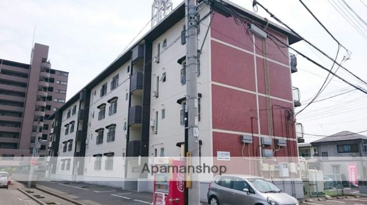 コーポラス杉山フィーアの外観