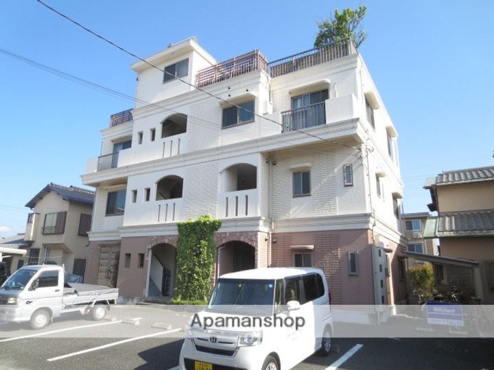 静岡県三島市平田の賃貸マンションの外観