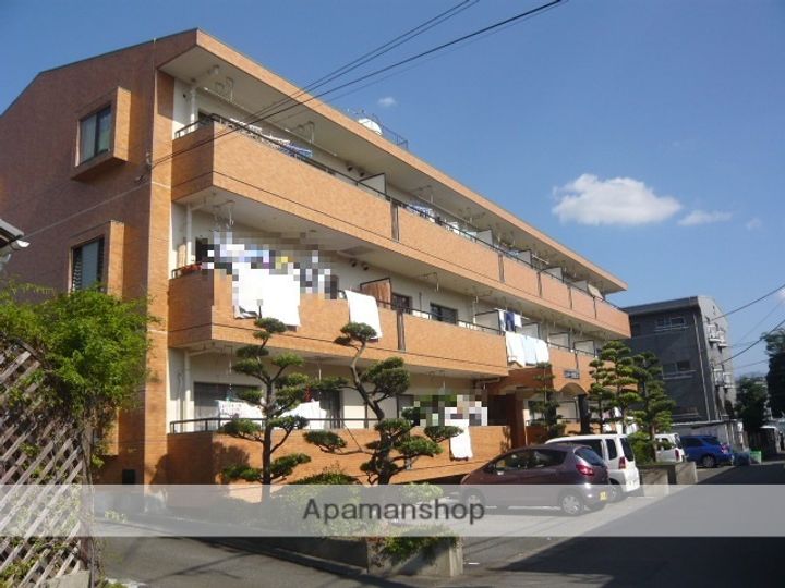 シャトー望月C棟101の外観