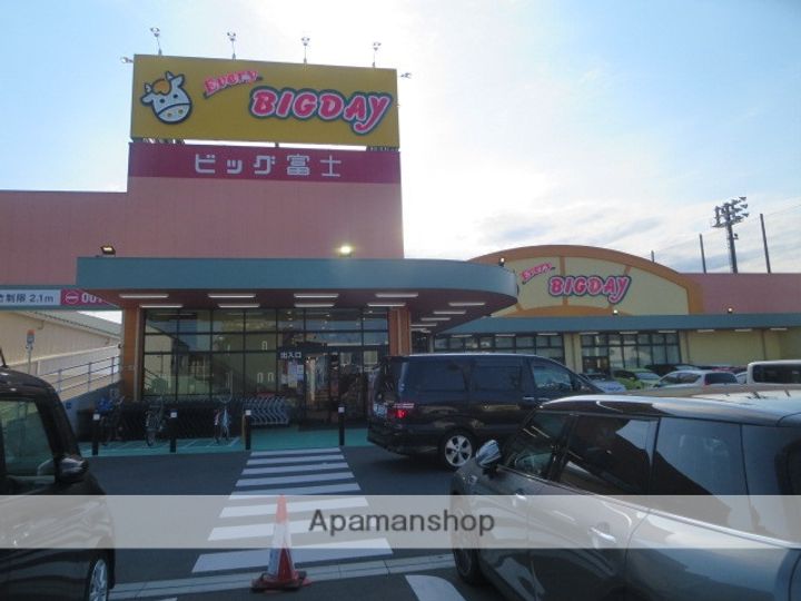 グランマレデュオの周辺