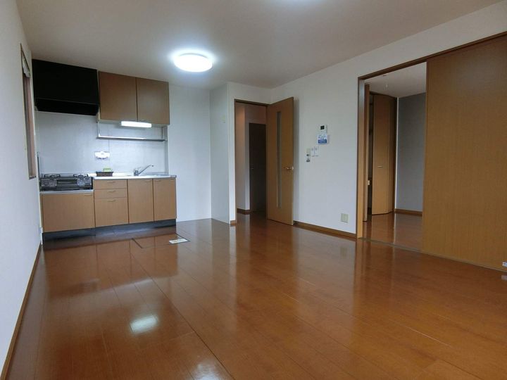 コーポ・ユリ・加茂の居間