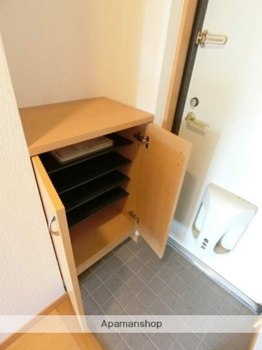 静岡県沼津市下河原町2丁目の賃貸マンションの内装