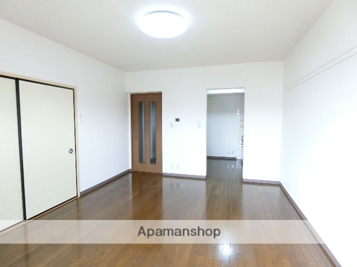 クリオネハイツの居間