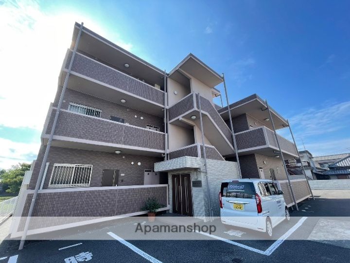 ステラガーデンの外観