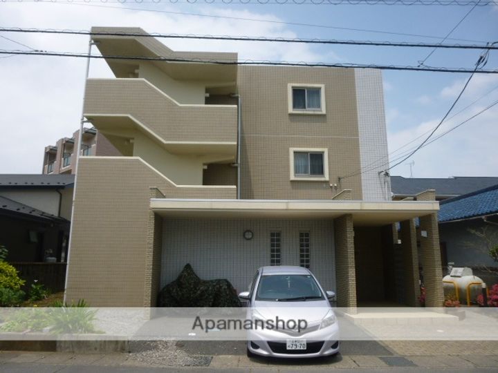 フェリスタ中山の外観