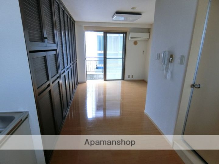 KOHWAビルの内装