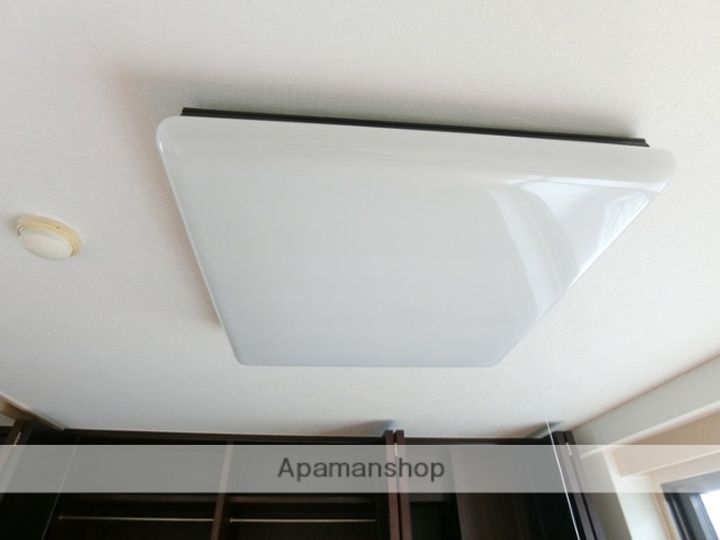 KOHWAビルの内装