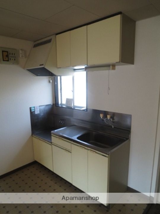 静岡県駿東郡清水町伏見の賃貸アパートのキッチン