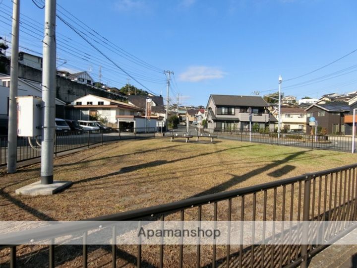 クレスト若松の周辺