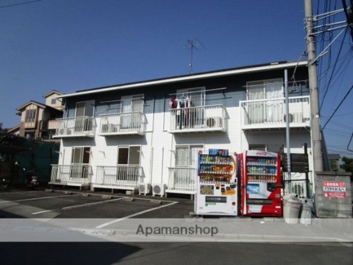 コーポバーディーⅡの外観