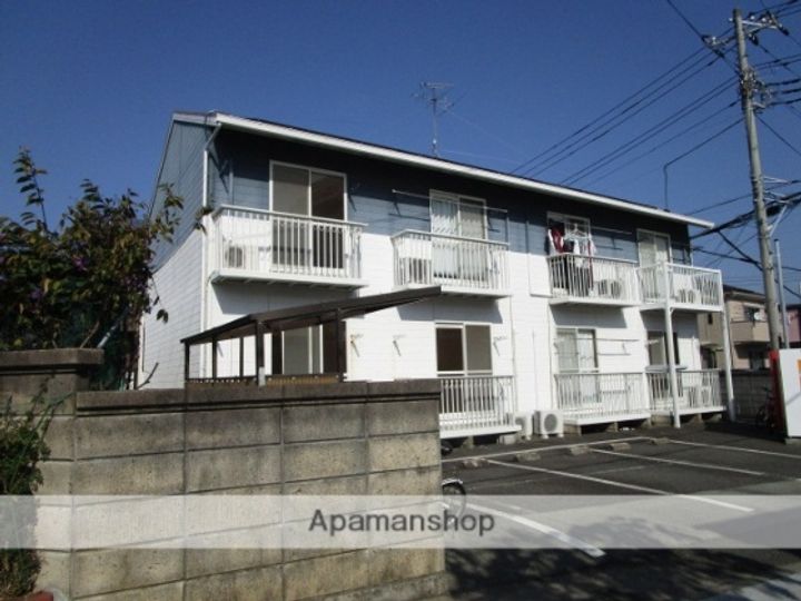 コーポバーディーⅡの外観