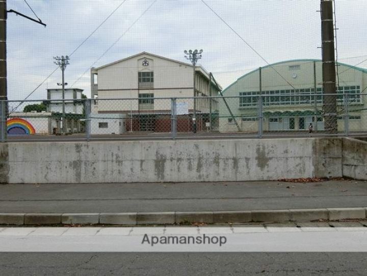 グランマレ・プリモ301の周辺