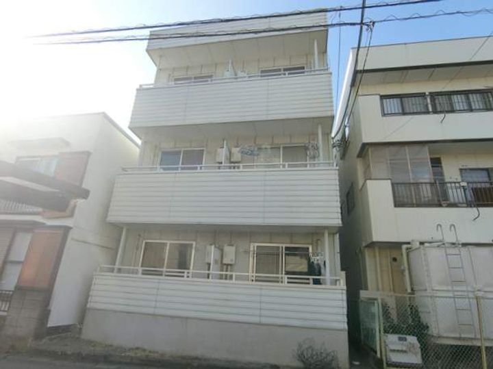 コーポラス21の外観