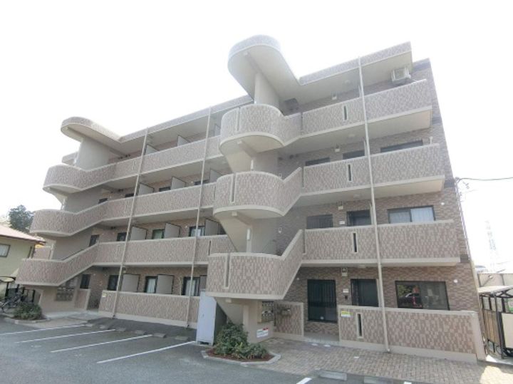 シレンシオ パティオの外観