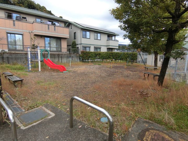 コーポ・ユリ・加茂の周辺