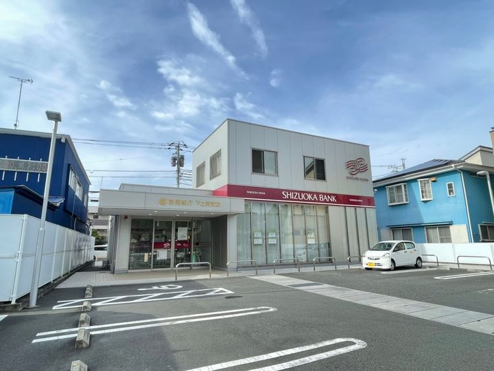 クレ ドゥ リュヌの周辺