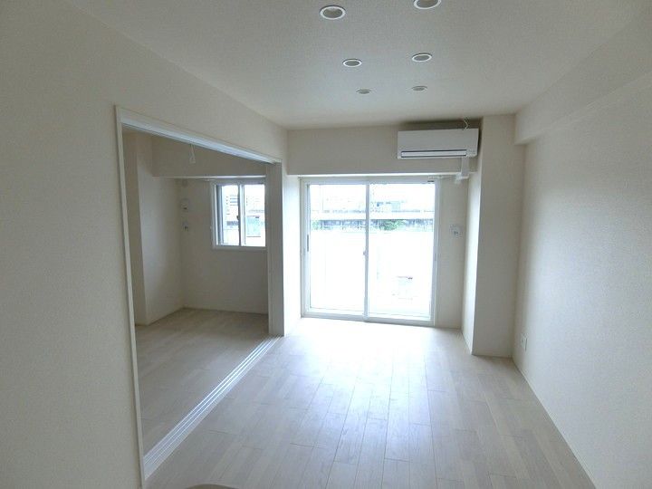 アヴィスタの居間