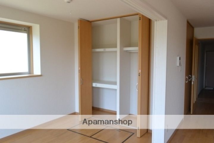 ステラガーデンの周辺