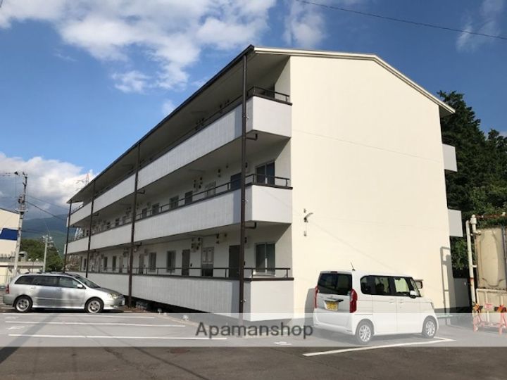 山之井プラザ205の外観