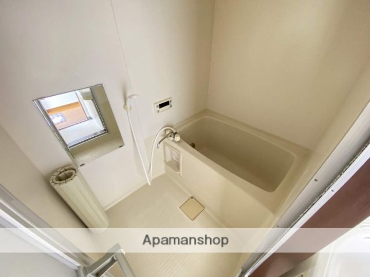 コーストビラ牛臥の風呂