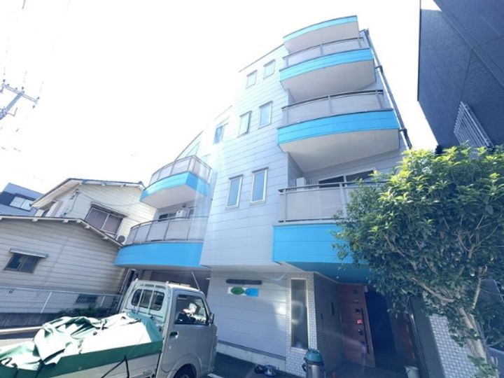 アルグランの外観