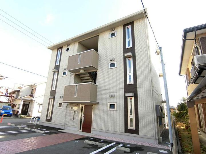 ゴールドヒルズの外観