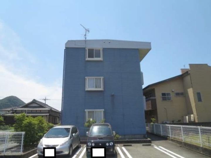 サンライズいわざきの外観