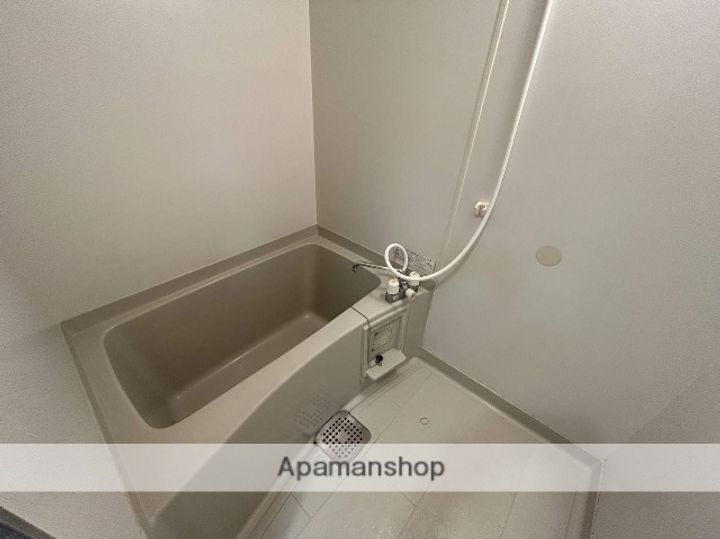 マンゼルモニーレの風呂