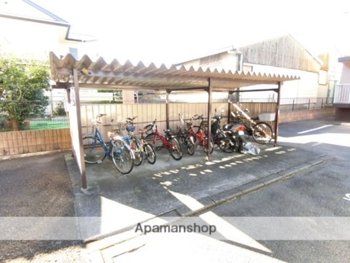 サンハイツ堰下の外観