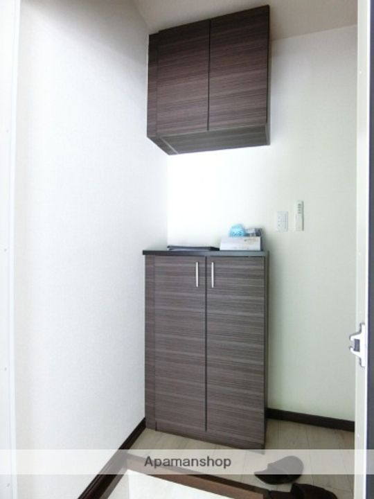 フレグランス永塚105の玄関