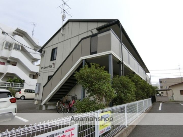 オーシャンベルの外観