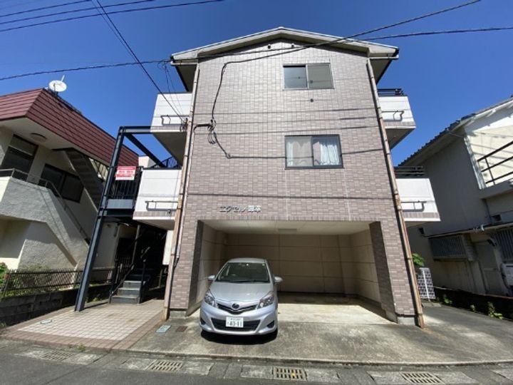 エクセル御幸の外観