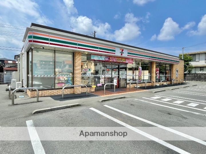 ヒールコート沢田301の周辺