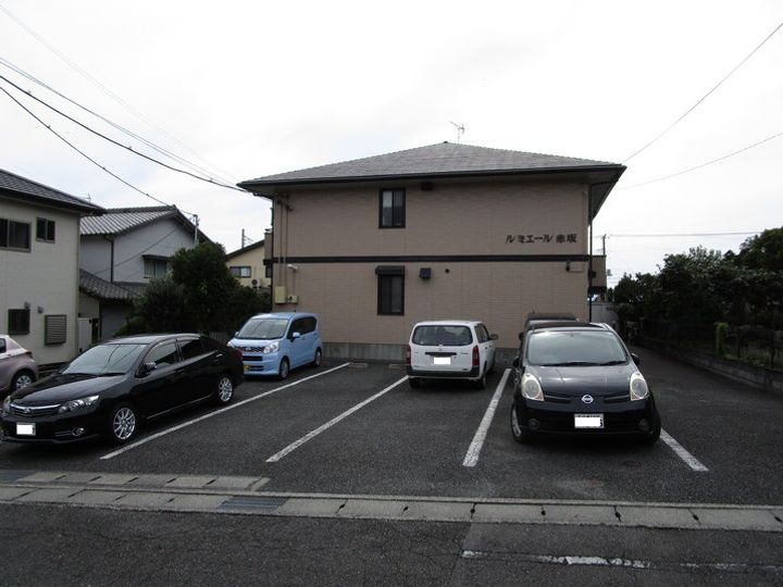 ルミエール赤坂の外観