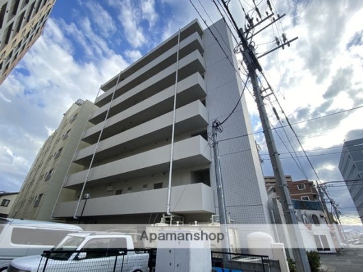 スカイヒルズ大手町の外観