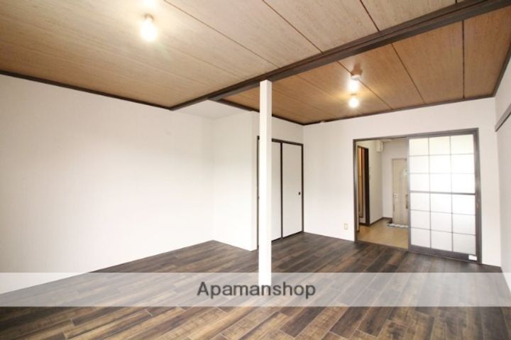 山王グリーンハイツの居間