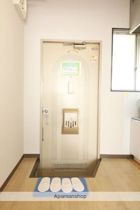 山王グリーンハイツの玄関