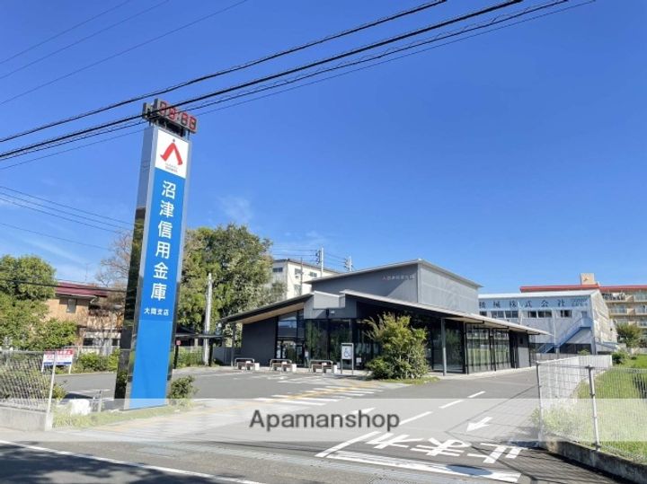 山王グリーンハイツの周辺