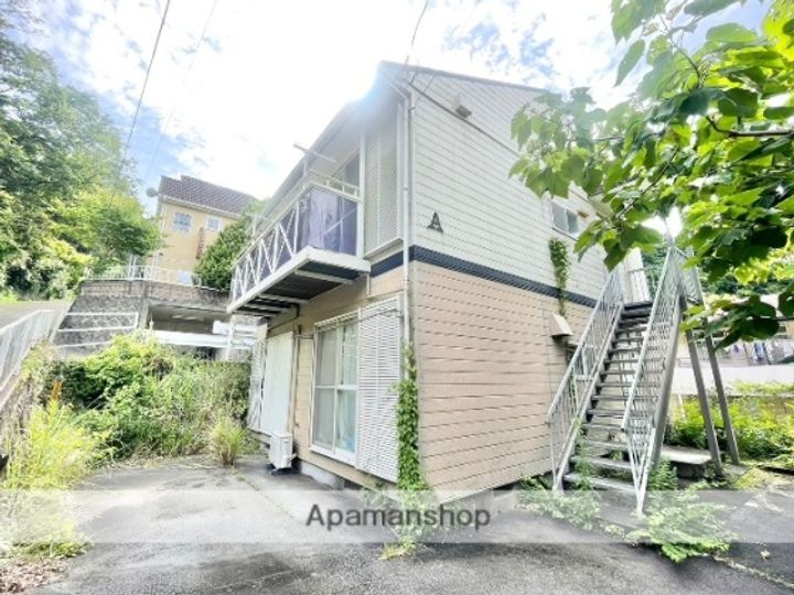 コートビレッジAの外観