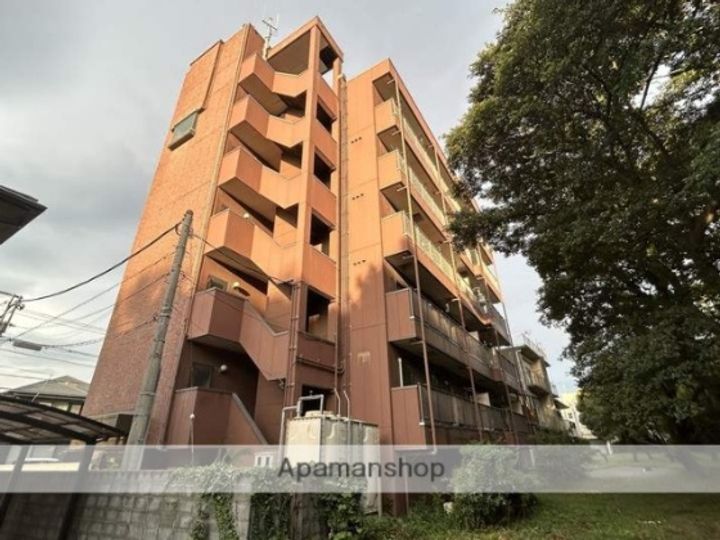 ワールド21の外観