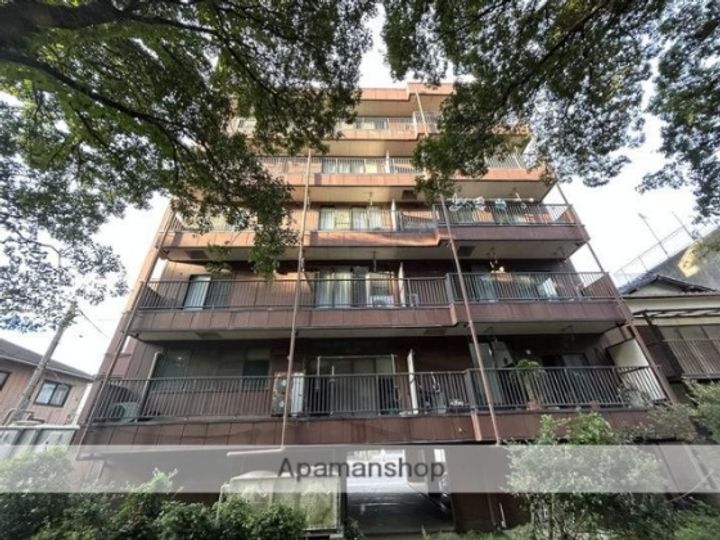 ワールド21の外観