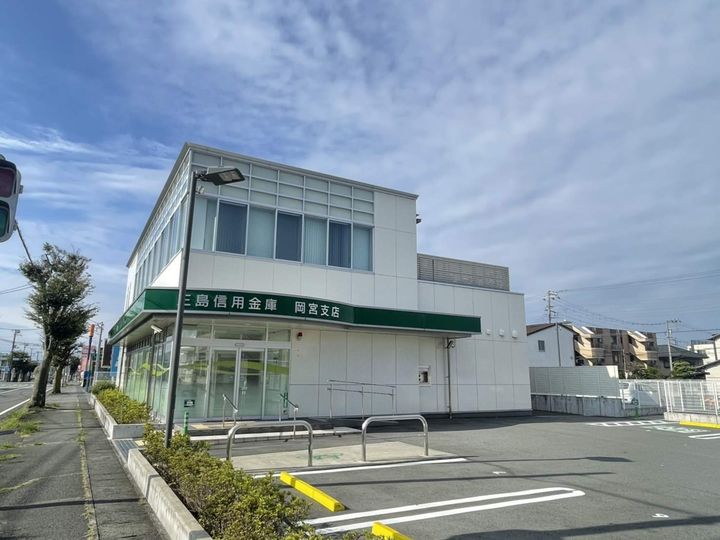 CLE DU BONHEUR(クレドボヌール) 1番館の周辺