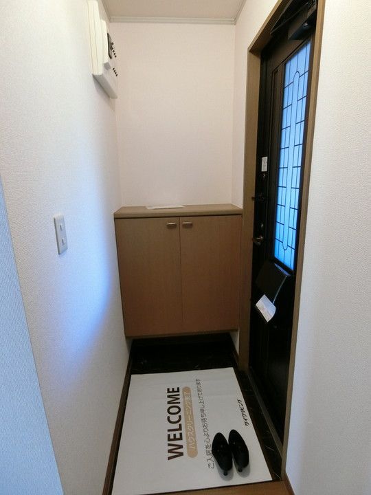 ルミエール赤坂の玄関