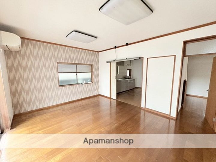 静岡県沼津市真砂町(一戸建)の賃貸物件戸建ての居間