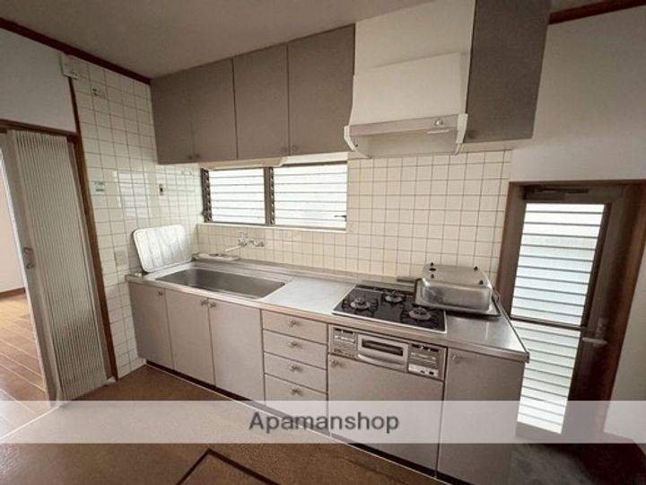 静岡県沼津市真砂町(一戸建)の賃貸物件戸建てのキッチン