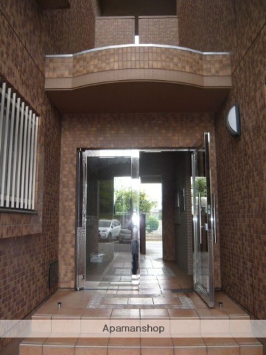 ウェストヒルズの外観