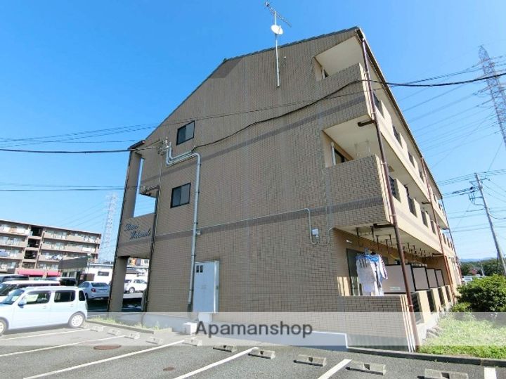 ルインズワタナベの外観