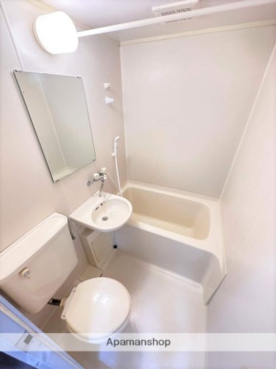 セゾンナカイの風呂