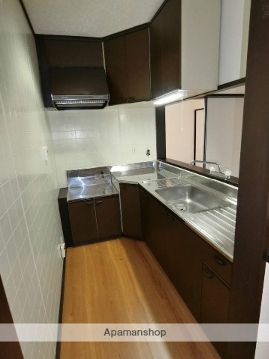 プラザ・ラフォーレⅠ303のキッチン
